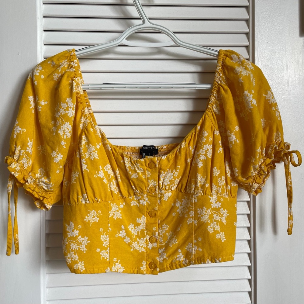 Forever 21 Yellow Floral Puff Sleeve Blouse
